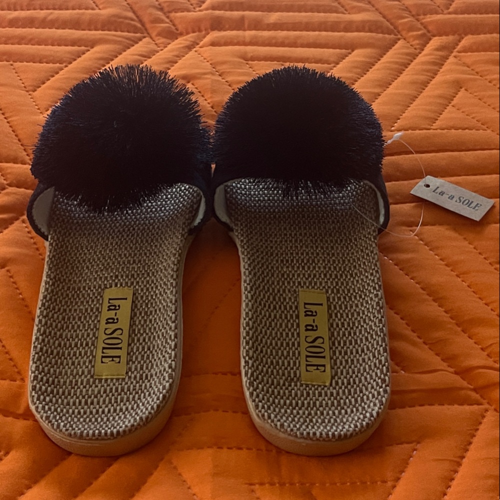 La-a Sole navy blue women’s Slippers